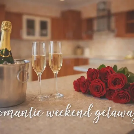 Bella Vista - Private With Sea & Castle View *