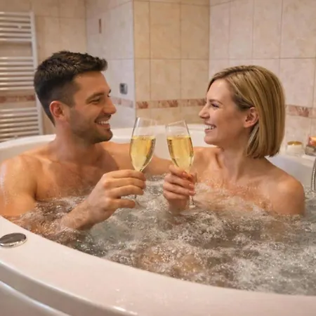 Bella Vista - Private With Sea & Castle View