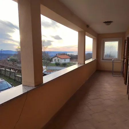 Bella Vista - Private With Sea & Castle View Villa Črni Kal