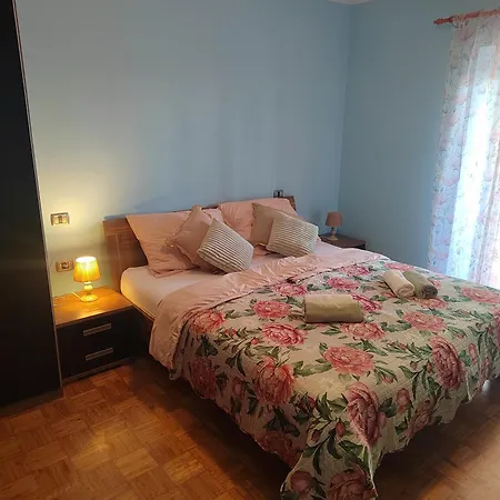 Bella Vista - For Up To 6 People With Sea & Castle View Črni Kal